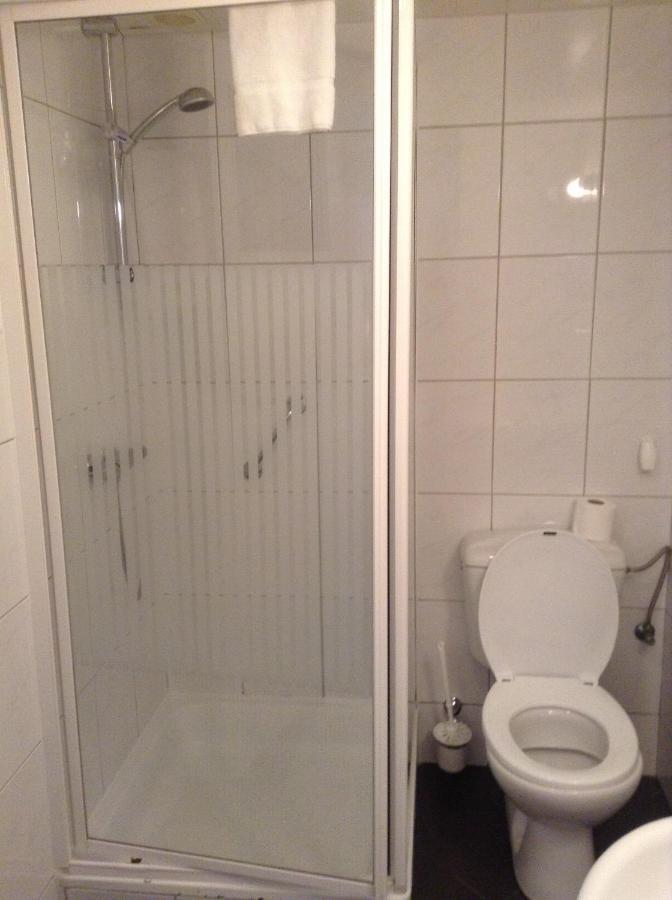 Hotel Pension Oranje Valkenburg aan de Geul Zimmer foto